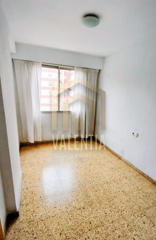 Piso en alquiler en València — Foto 9