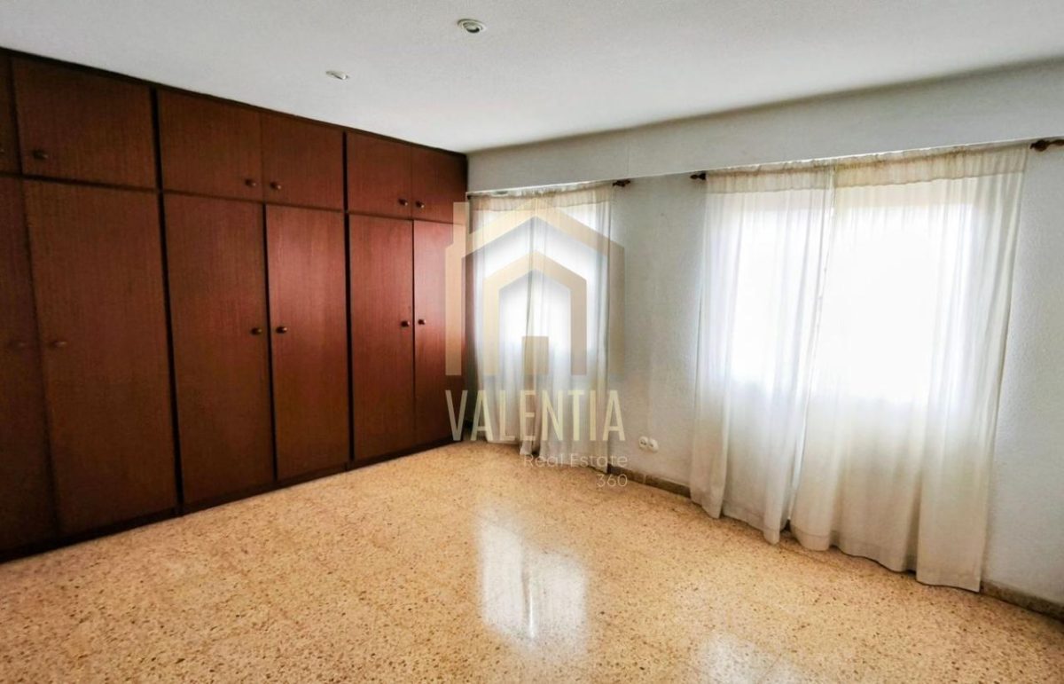 Piso en alquiler en València — Foto 8
