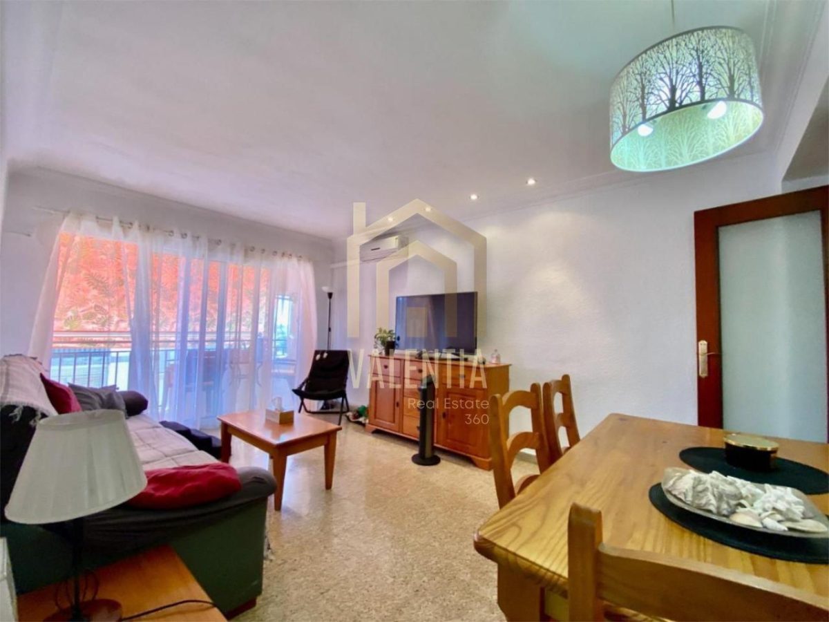 Piso en venta en El Forn d"Alcedo — Foto 1