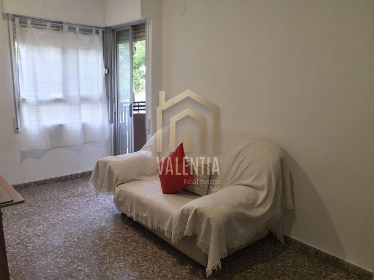 Piso en alquiler en Barrio de Benicalap — Foto 4