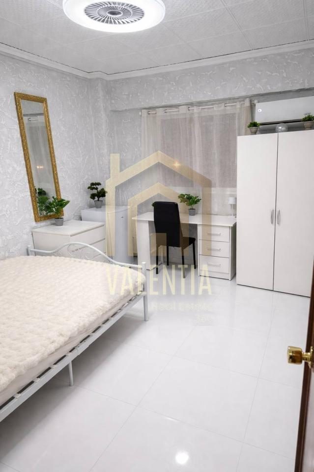 Piso en venta en VALENCIA — Foto 4