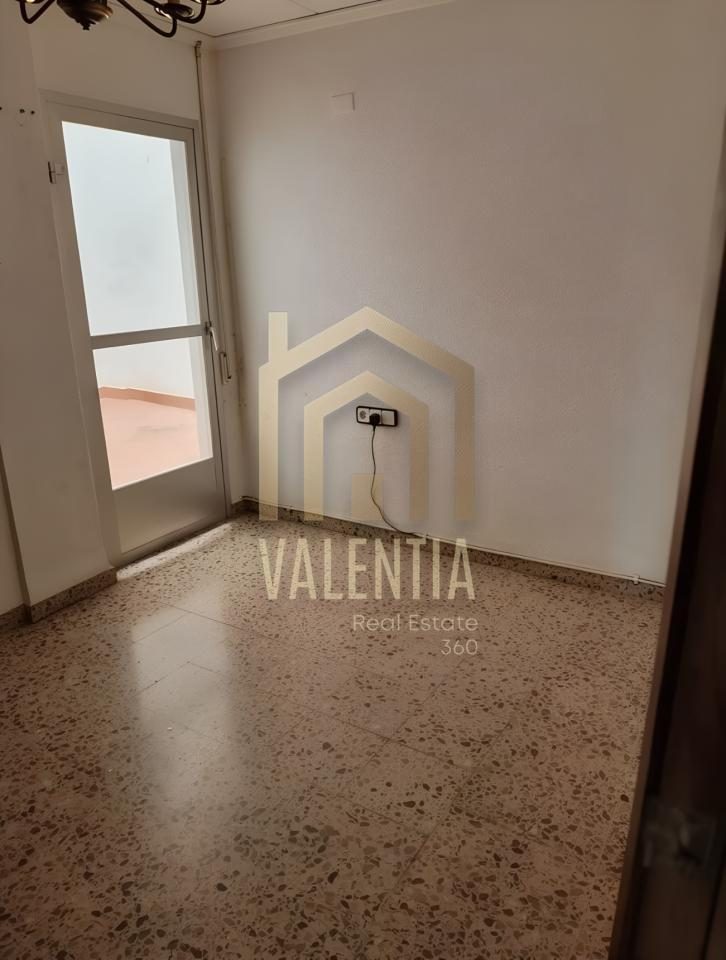 Piso en venta en CARCAIXENT — Foto 4