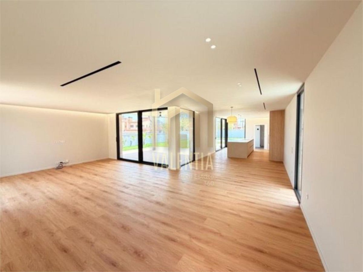 Chalet en venta en Torre en Conill - Cumbres de San Antonio — Foto 2