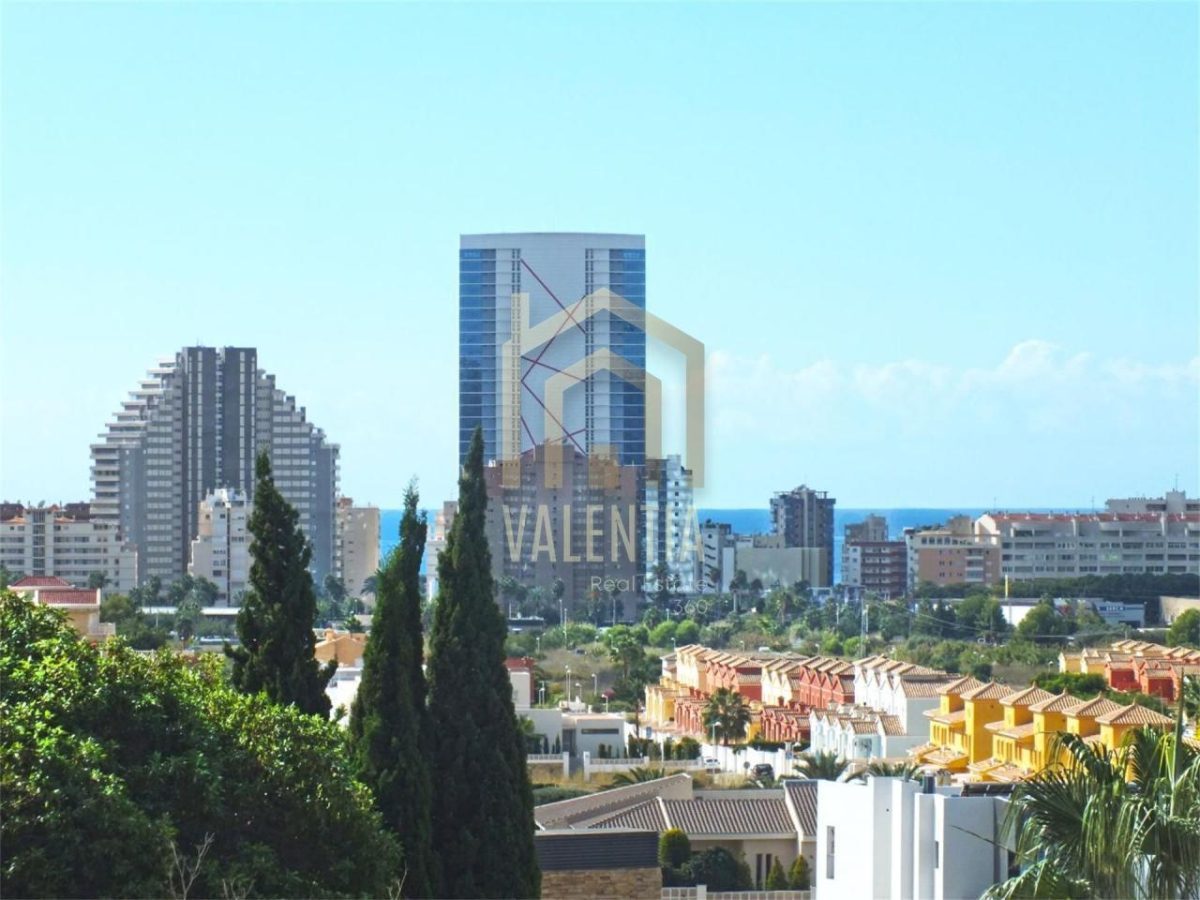 Chalet en venta en Marisol Park - Ortembach - Los Almendros — Foto 9
