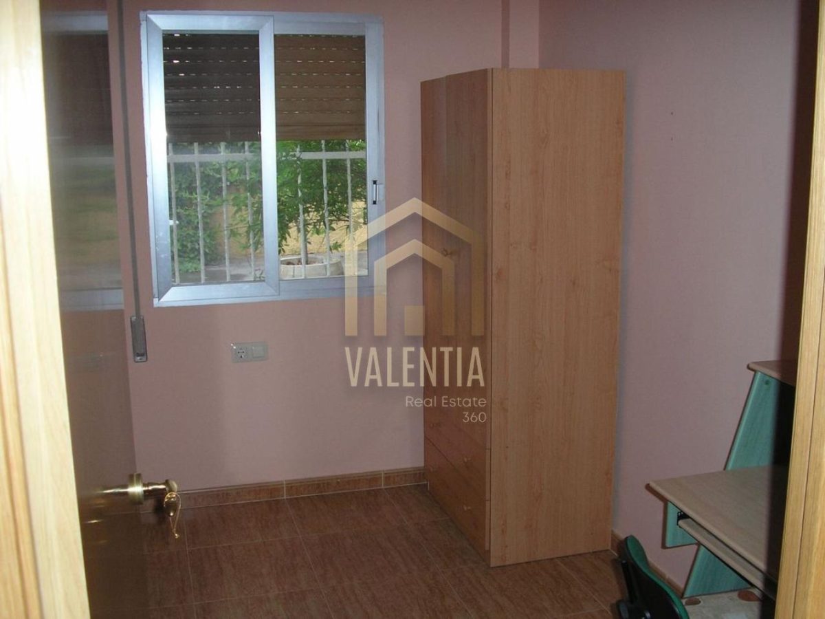 Chalet en venta en Monserrat — Foto 7