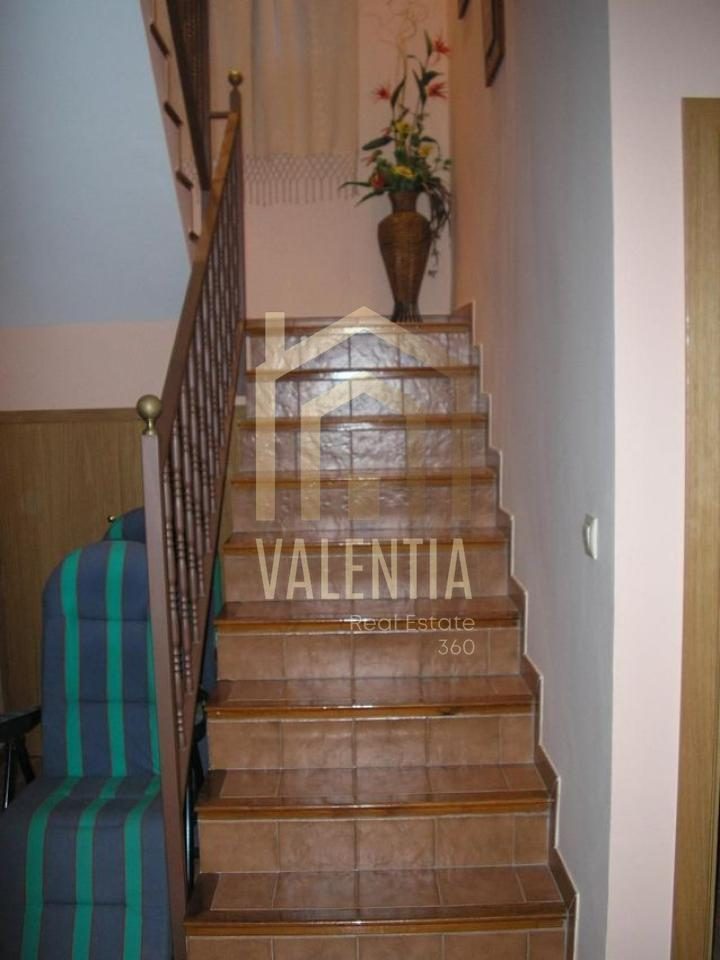 Chalet en venta en Monserrat — Foto 8