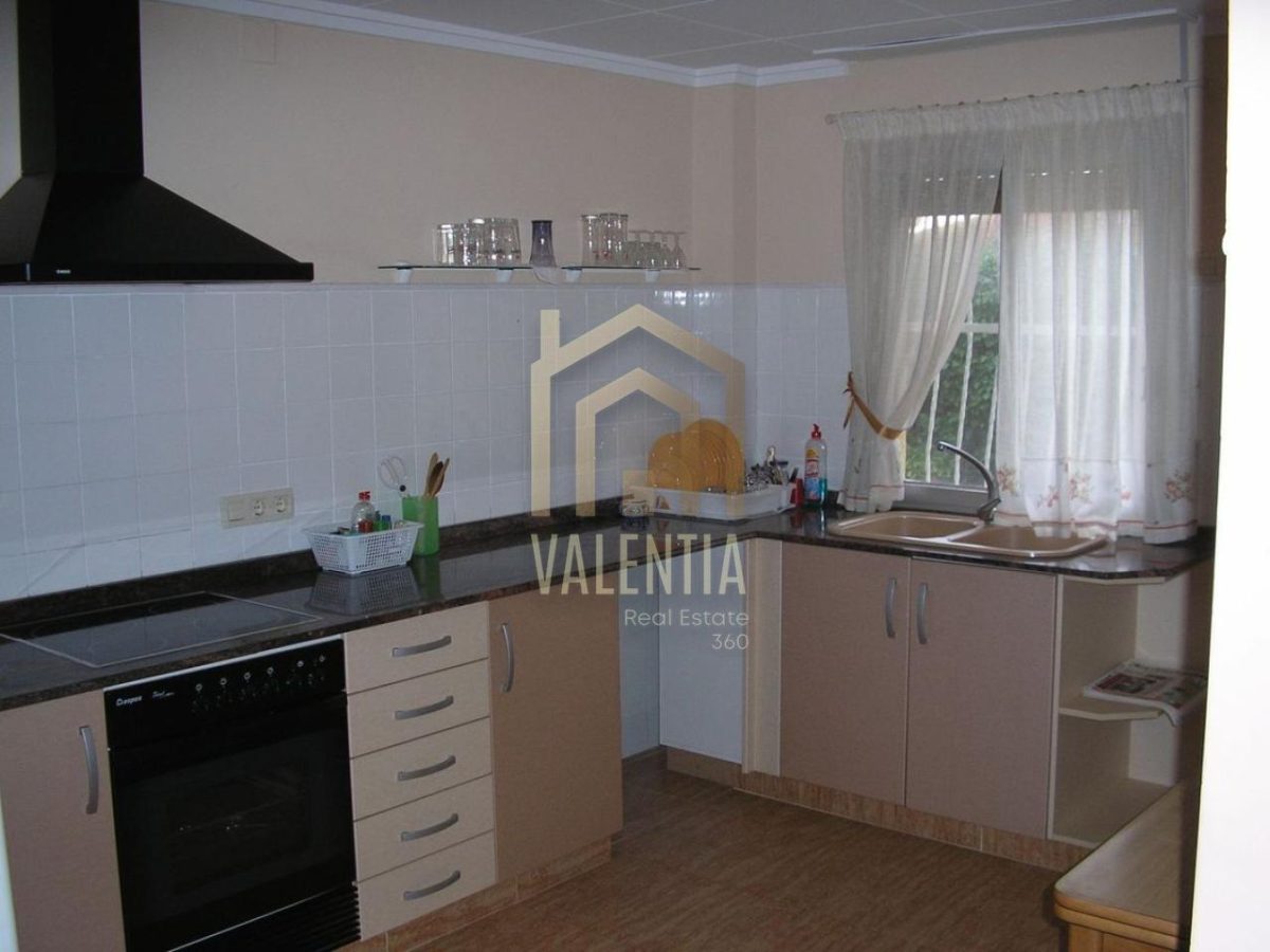 Chalet en venta en Monserrat — Foto 6