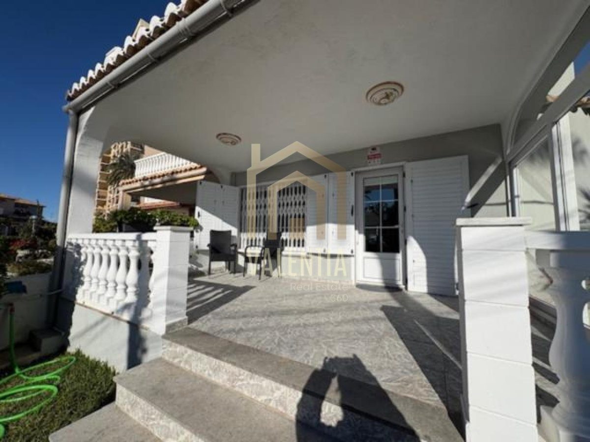 Chalet en alquiler en El Puig de Santa Maria — Foto 31