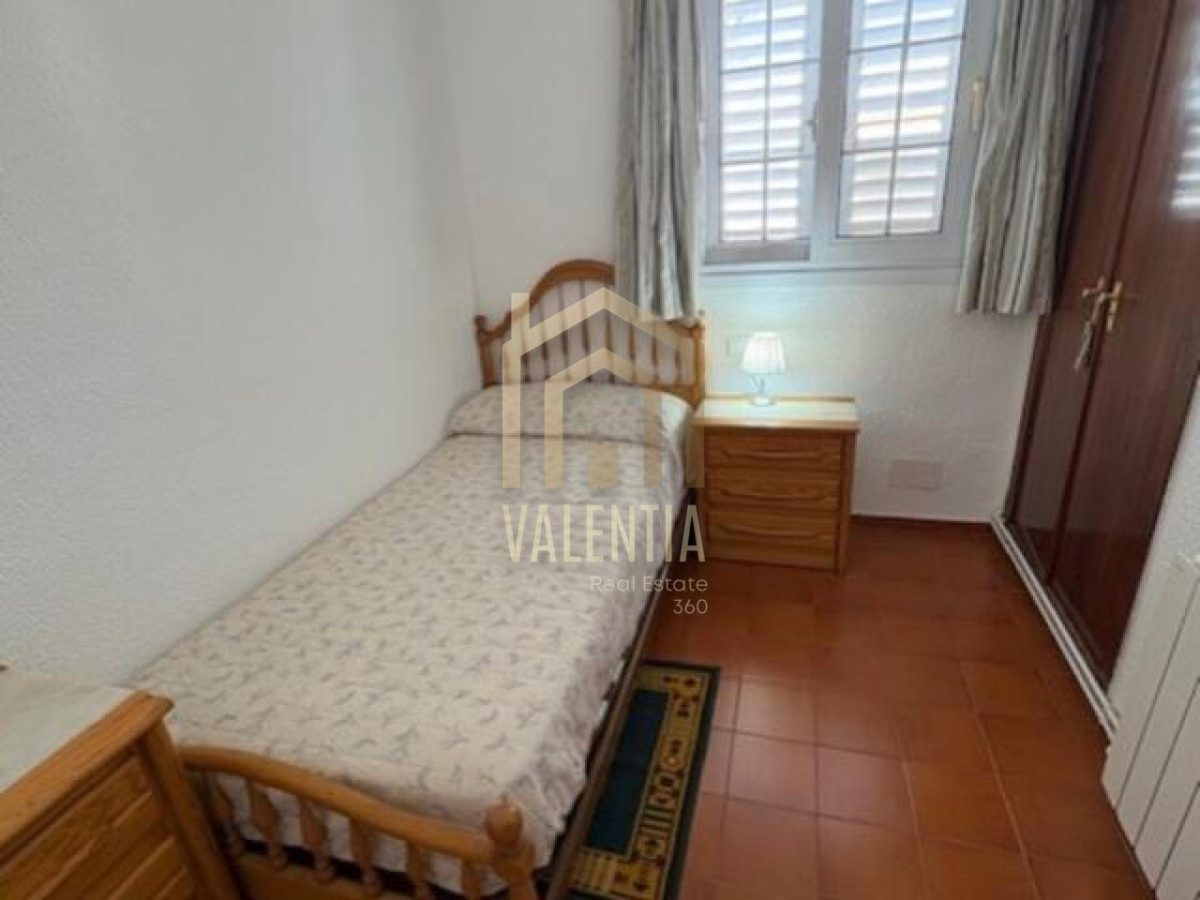 Chalet en alquiler en El Puig de Santa Maria — Foto 10