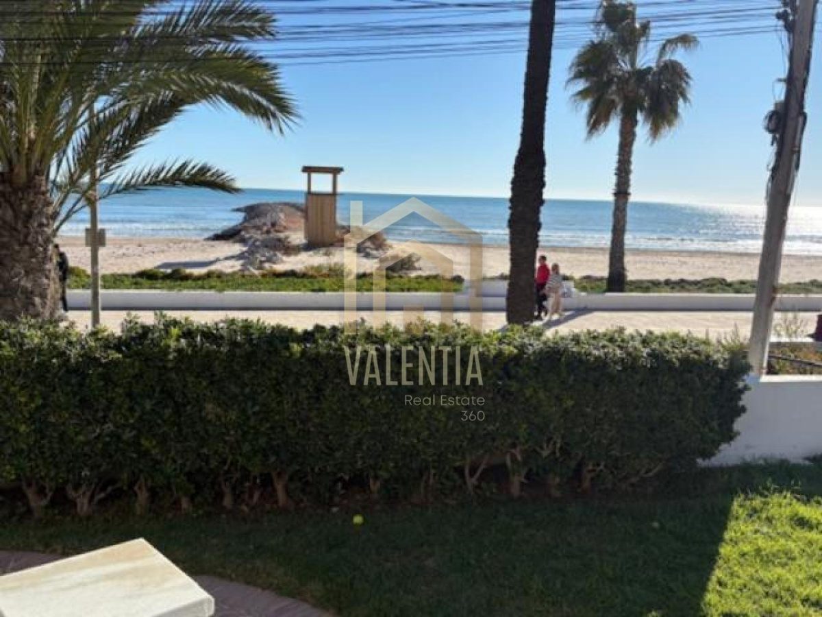 Chalet en alquiler en El Puig de Santa Maria — Foto 39