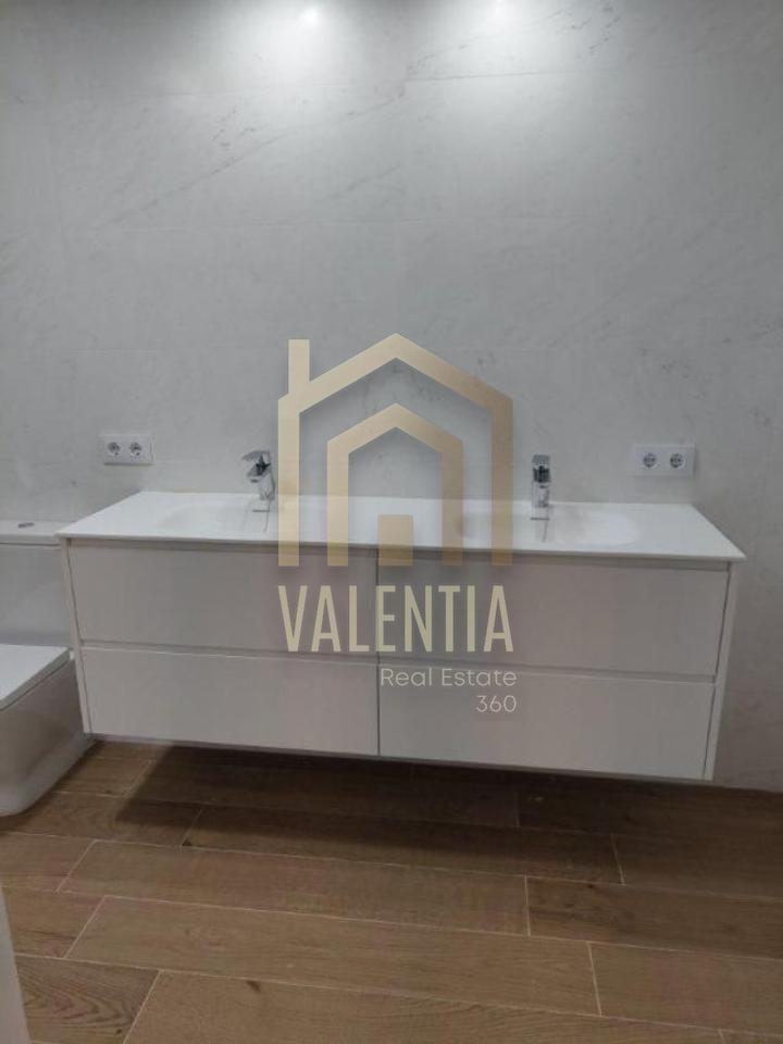 Chalet en alquiler en Paterna — Foto 15