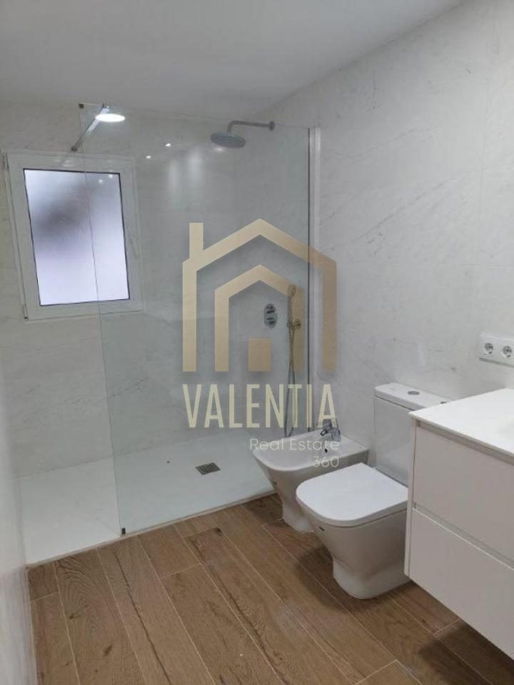 Chalet en alquiler en Paterna — Foto 14