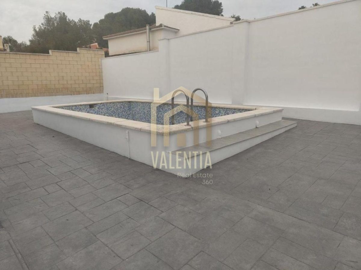 Chalet en alquiler en Paterna — Foto 25