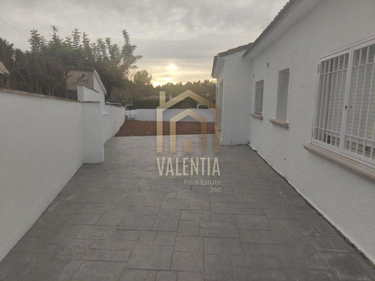 Chalet en alquiler en Paterna — Foto 23