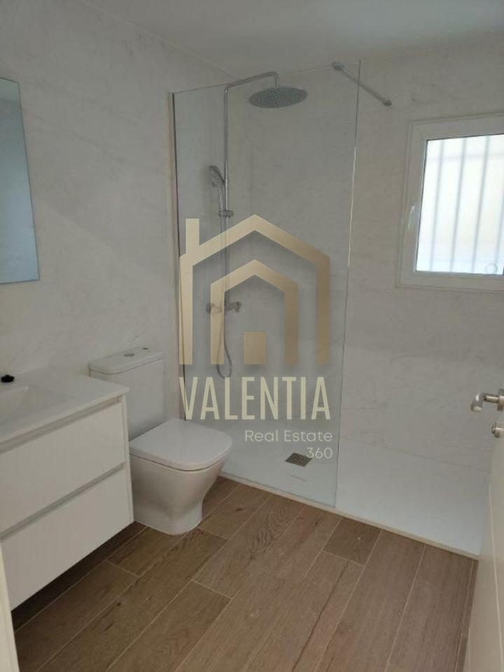 Chalet en alquiler en Paterna — Foto 10