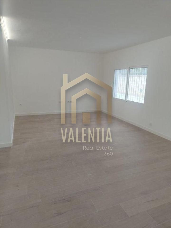 Chalet en alquiler en Paterna — Foto 8