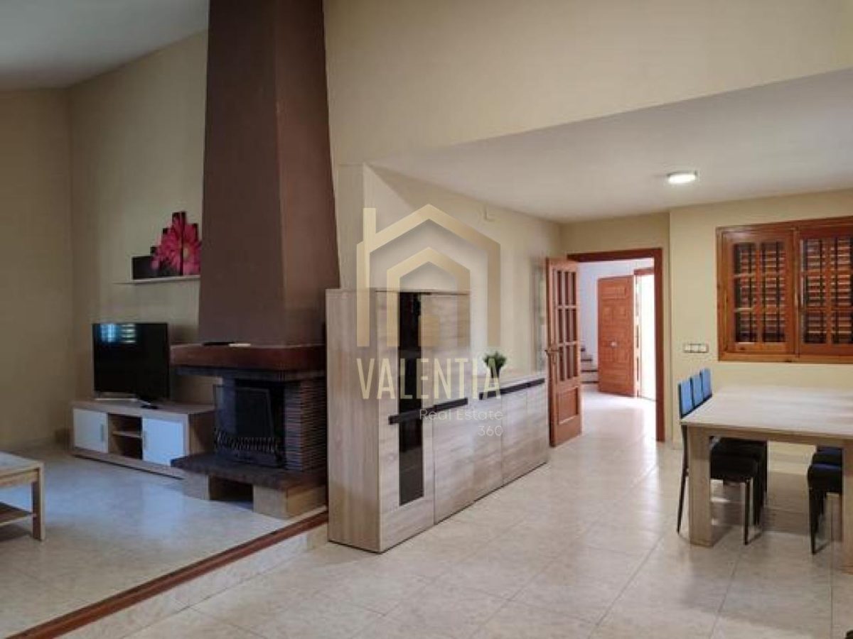 Chalet en alquiler en Serra — Foto 6