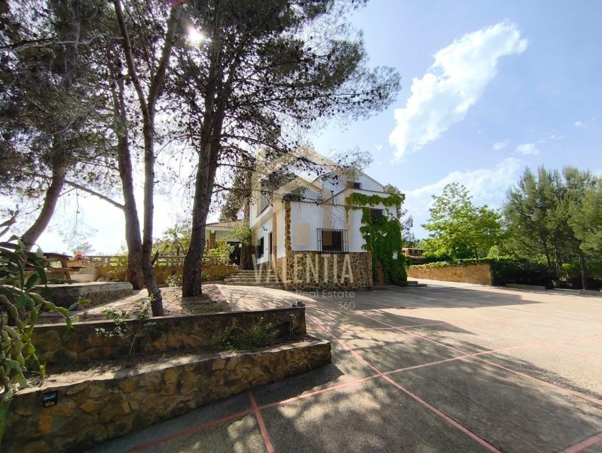Casa de turismo rural en venta en Alborache — Foto 2