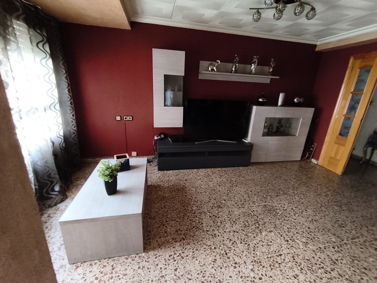 Venta Casa Sueca Céntrica con Garaje — Foto 3