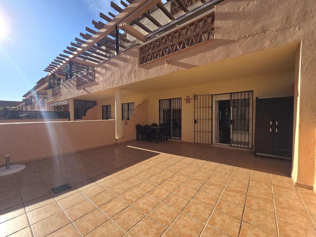 Piso en venta en Mijas Costa - 2 hab, terraza — Foto 3