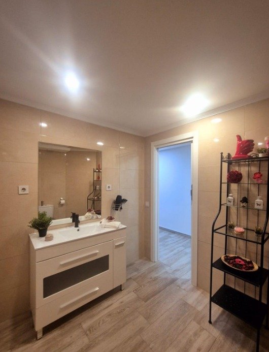Venta Loft Algeciras Paseo de la Conferencia Jacuzzi interior — Foto 4