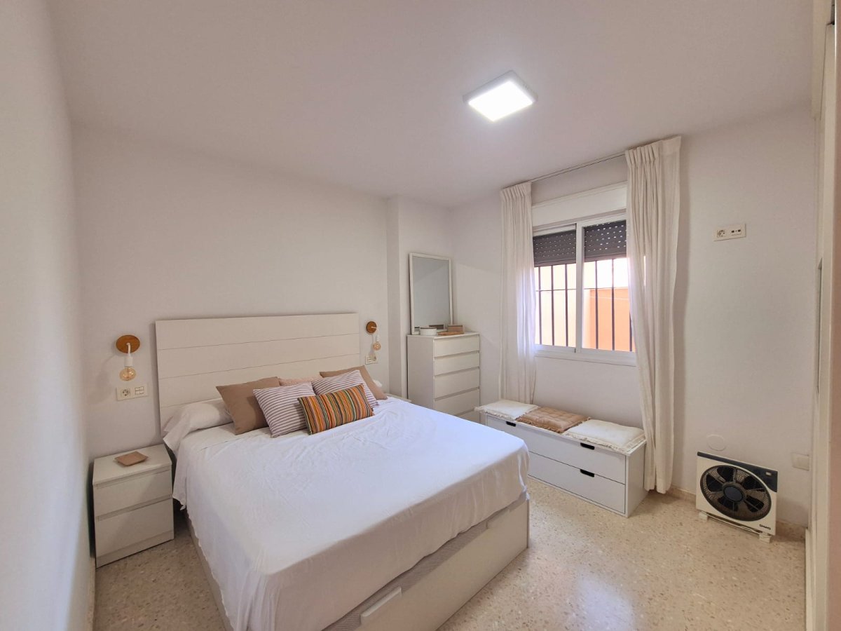 Alquiler Piso San Bernabé 3 habitaciones — Foto 8