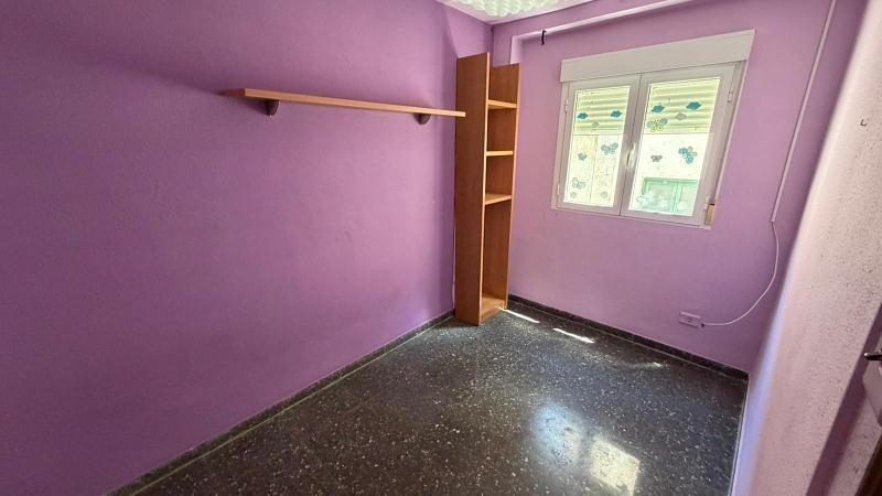 Amplio y luminoso piso en venta en Almansa, Albacete por €98,000 — Foto 7