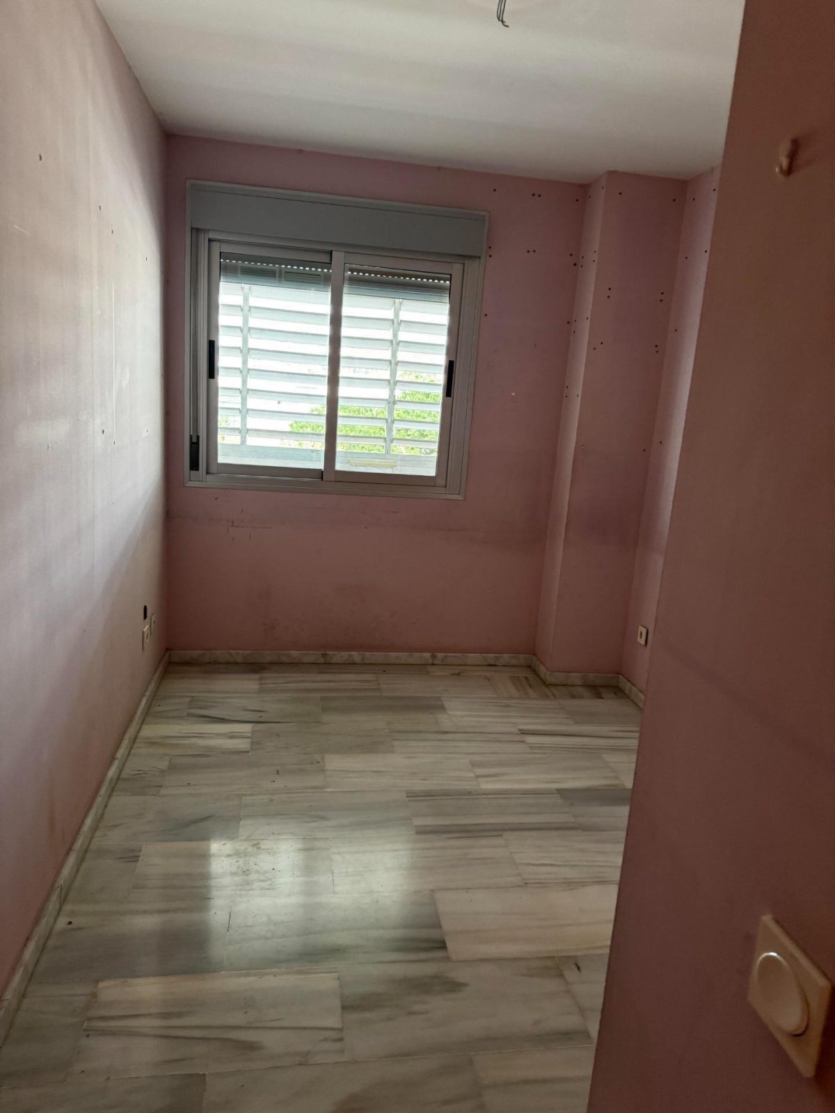 Amplio piso en El Grau de Castelló - Excelente ubicación y comodidades — Foto 9