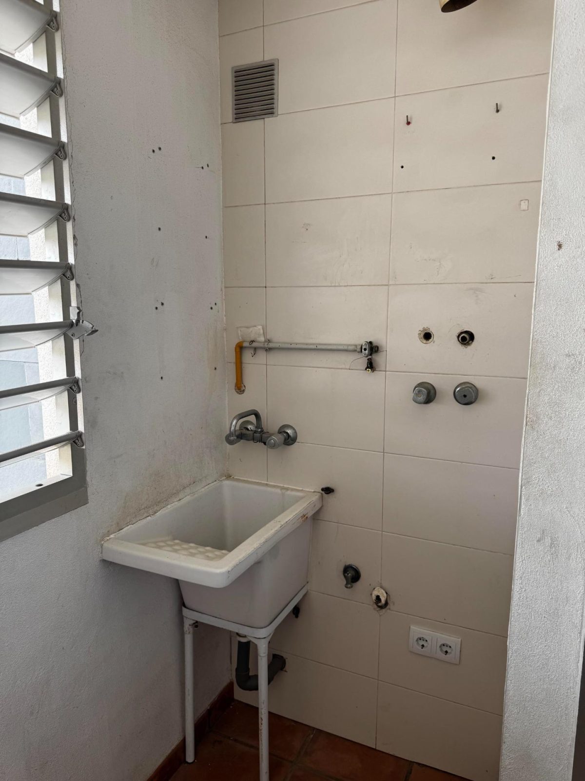 Amplio piso en El Grau de Castelló - Excelente ubicación y comodidades — Foto 6