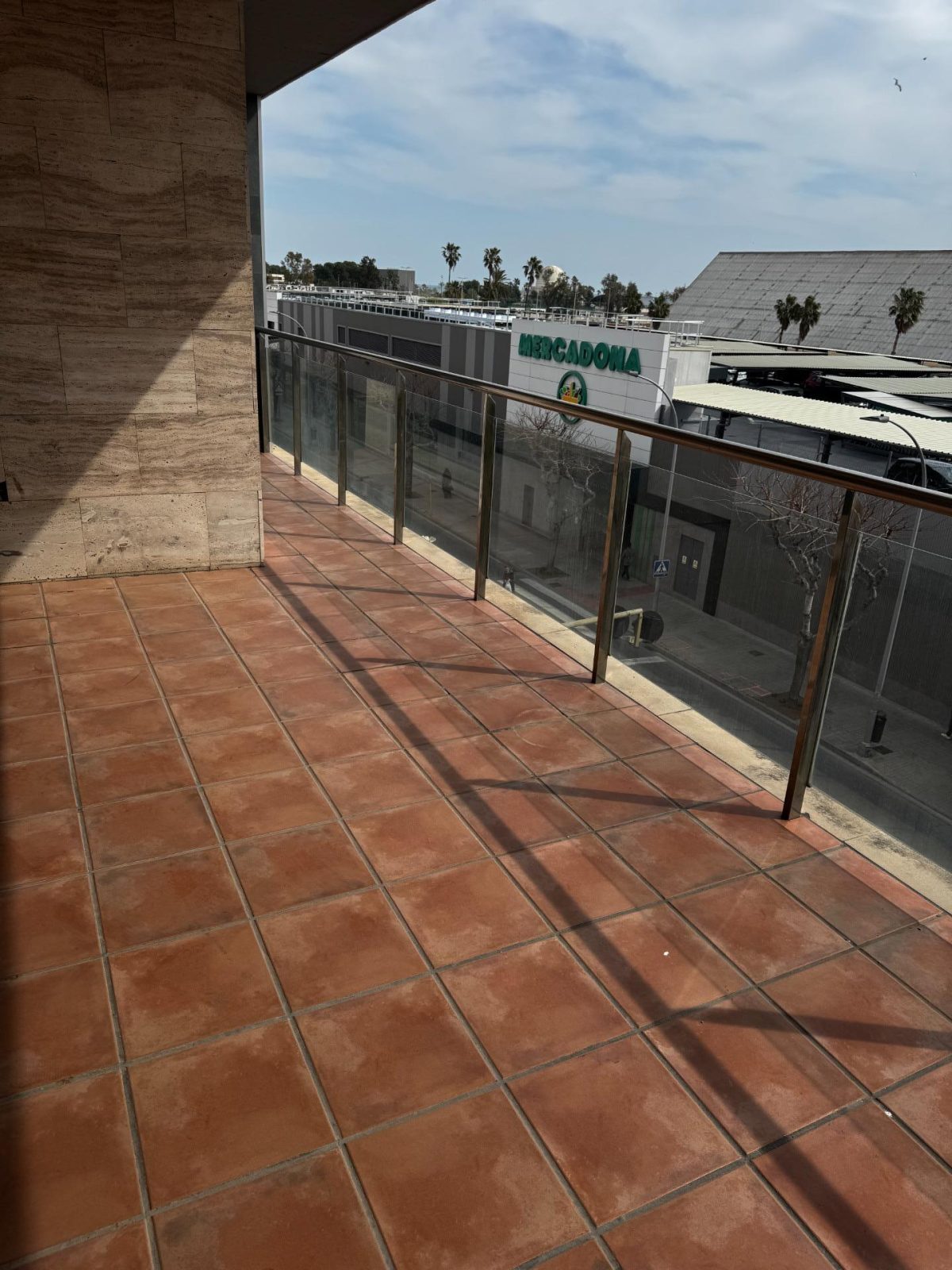 Amplio piso en El Grau de Castelló - Excelente ubicación y comodidades — Foto 4