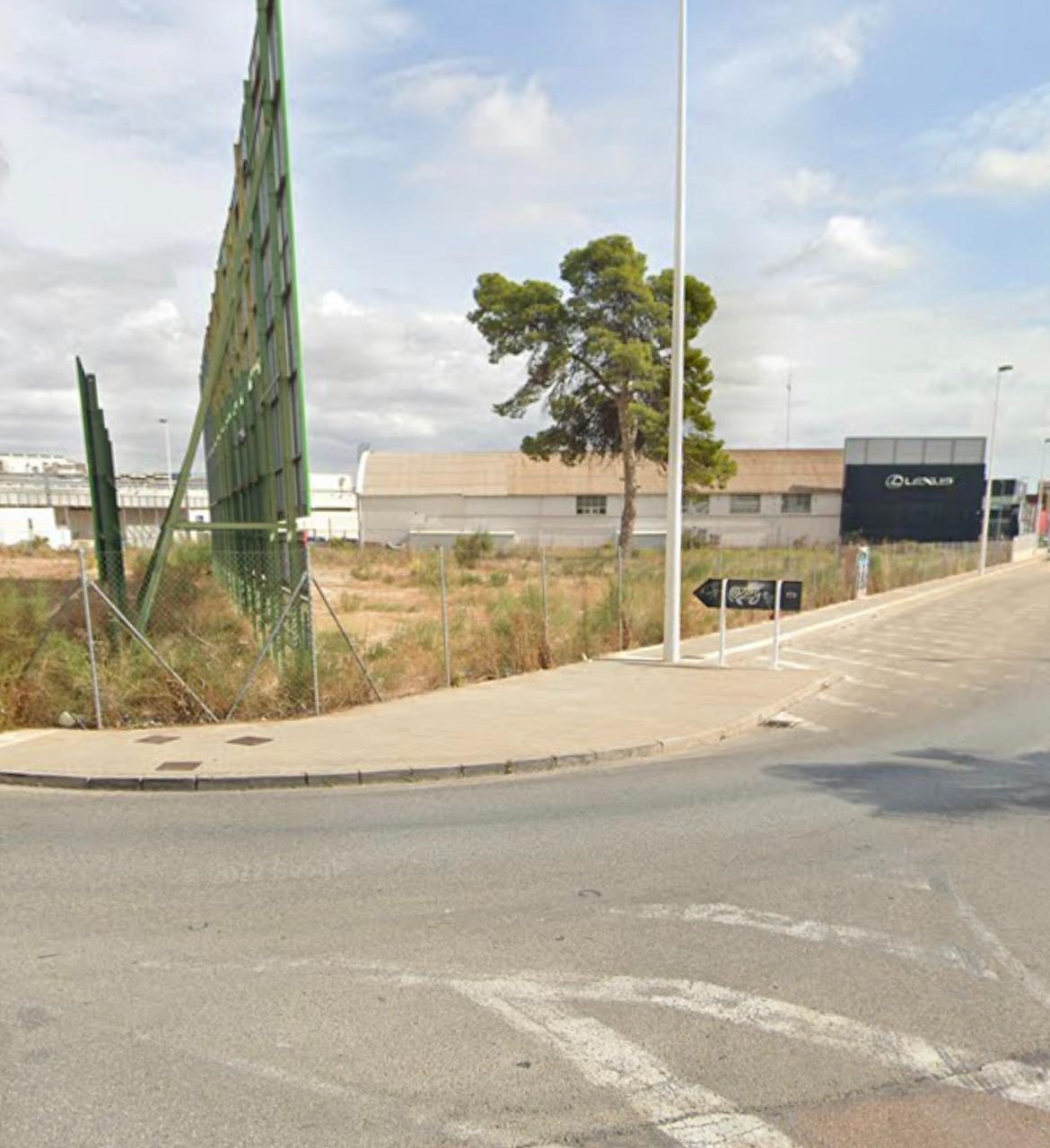 Venta de Estupendo Solar Urbano en Elche, Zona Corte Inglés - ¡Perfecto para Tu Proyecto! — Foto 3