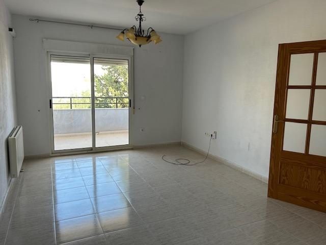 vivienda distribuida en dos plantas consolidada — Foto 26
