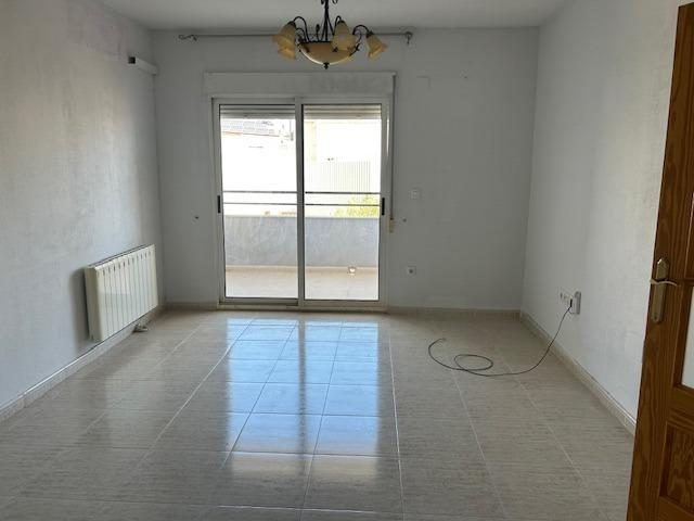 vivienda distribuida en dos plantas consolidada — Foto 25