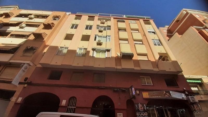 Oportunidad en Carolina Altas Alicante Entresuelo — Foto 1