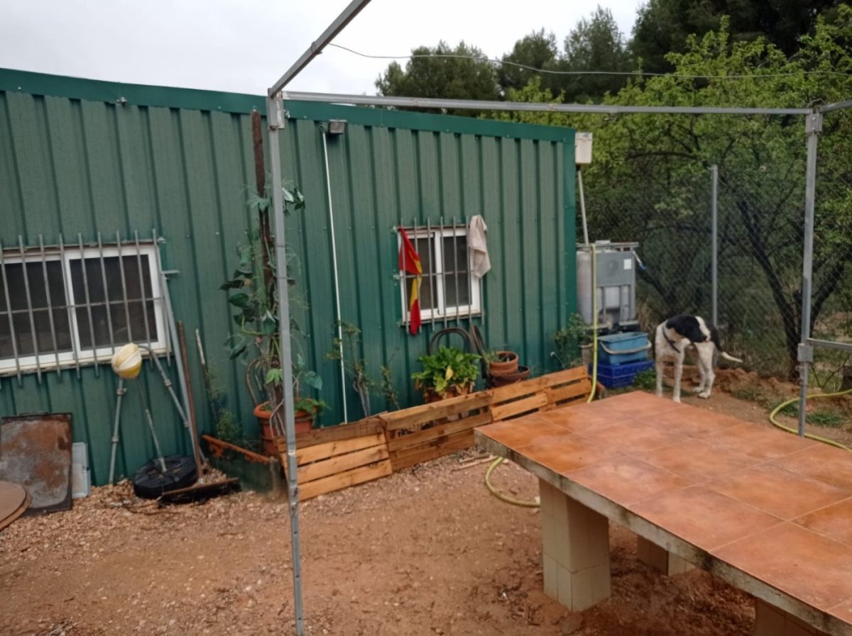terreno rural con casa prefablicada — Foto 2