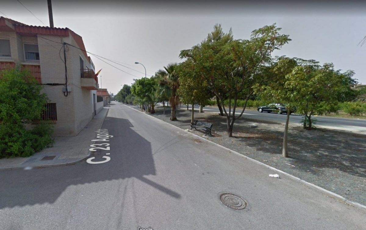Pacela urbana en Urbanizacion — Foto 2