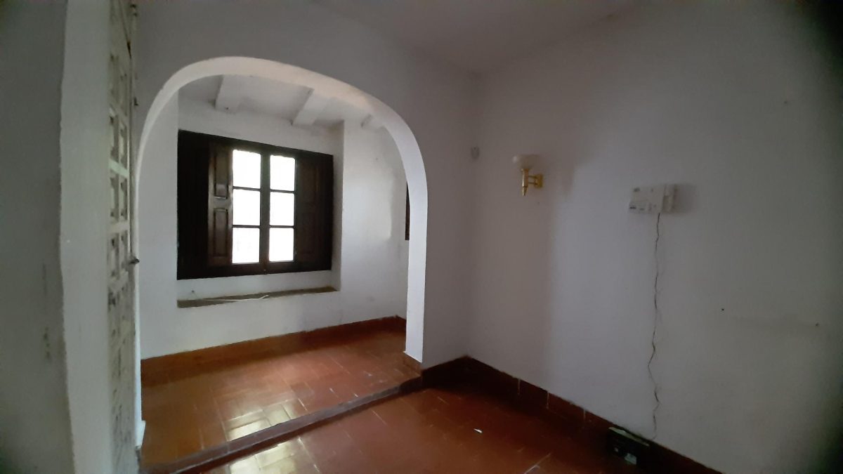 Oportunidad de Subasta: Impresionante Chalet en Les Rotes, Dénia — Foto 29