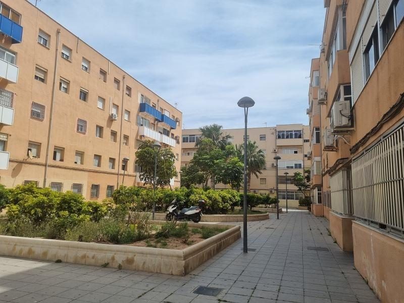 Oportunidad: piso de 3 dormitorios. "ESPERAMOS TU OFERTA¨ — Foto 3