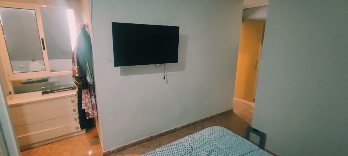 🏡 ¡Vive en el Sector V de Elche! Espacioso y luminoso piso junto al Mercadona y todos los servicios — Foto 11