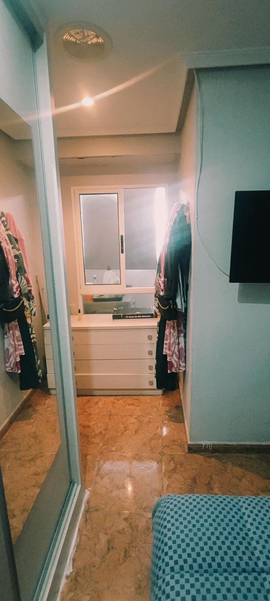 🏡 ¡Vive en el Sector V de Elche! Espacioso y luminoso piso junto al Mercadona y todos los servicios — Foto 10