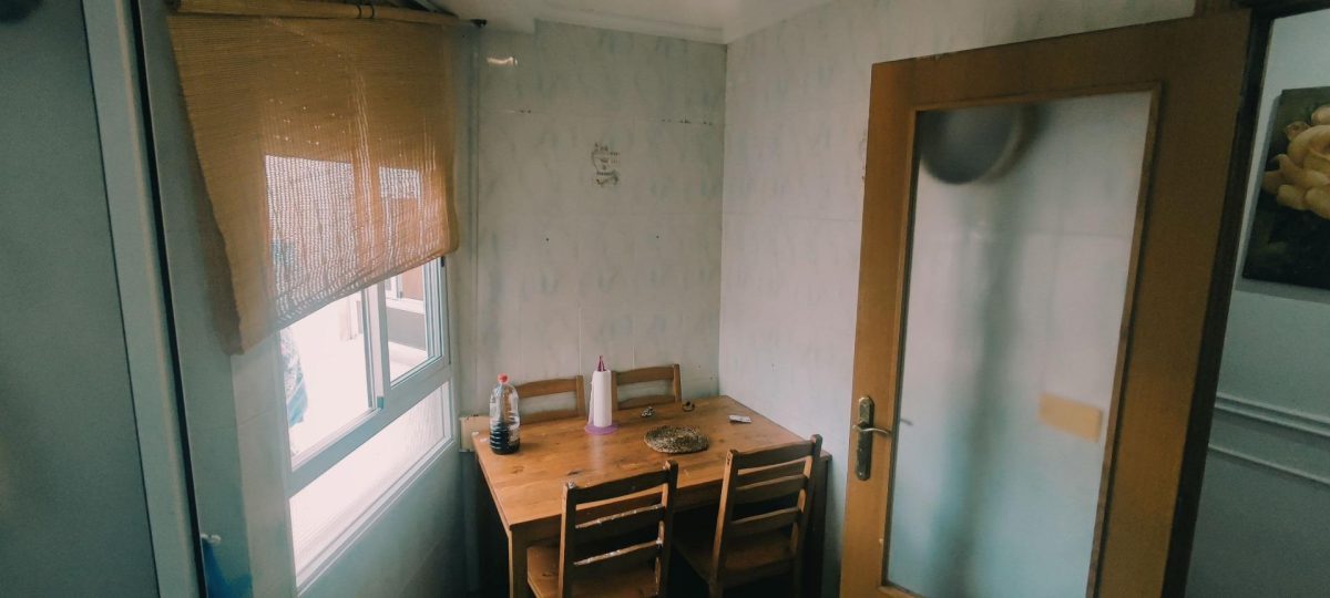 🏡 ¡Vive en el Sector V de Elche! Espacioso y luminoso piso junto al Mercadona y todos los servicios — Foto 4