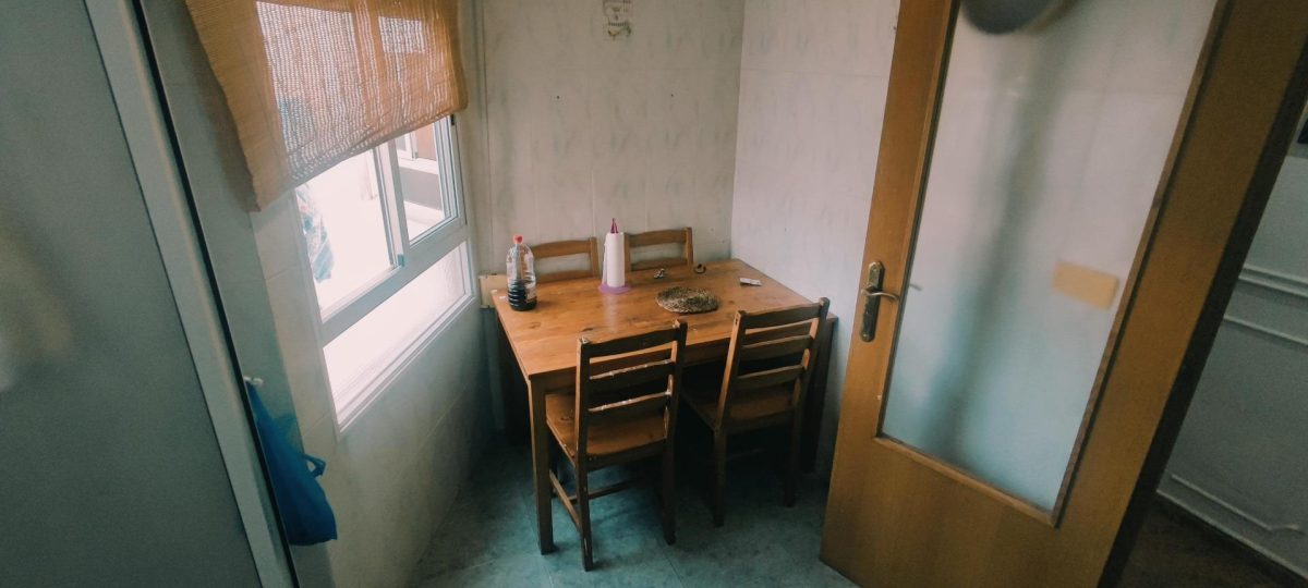 🏡 ¡Vive en el Sector V de Elche! Espacioso y luminoso piso junto al Mercadona y todos los servicios — Foto 15