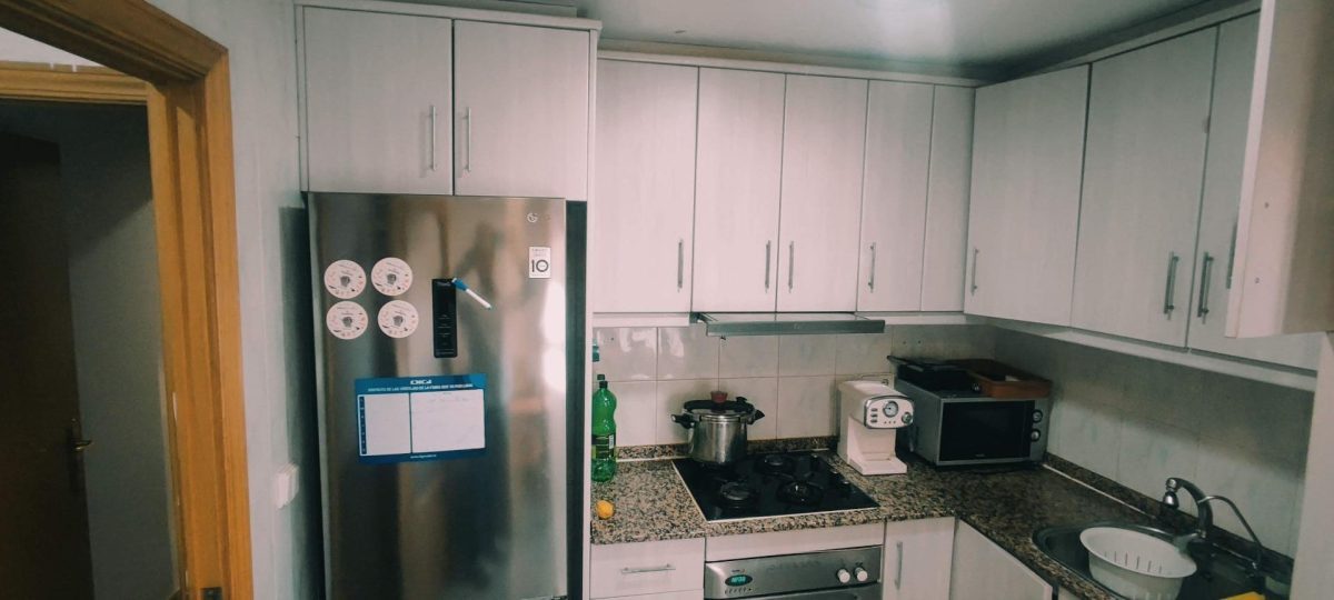 🏡 ¡Vive en el Sector V de Elche! Espacioso y luminoso piso junto al Mercadona y todos los servicios — Foto 6
