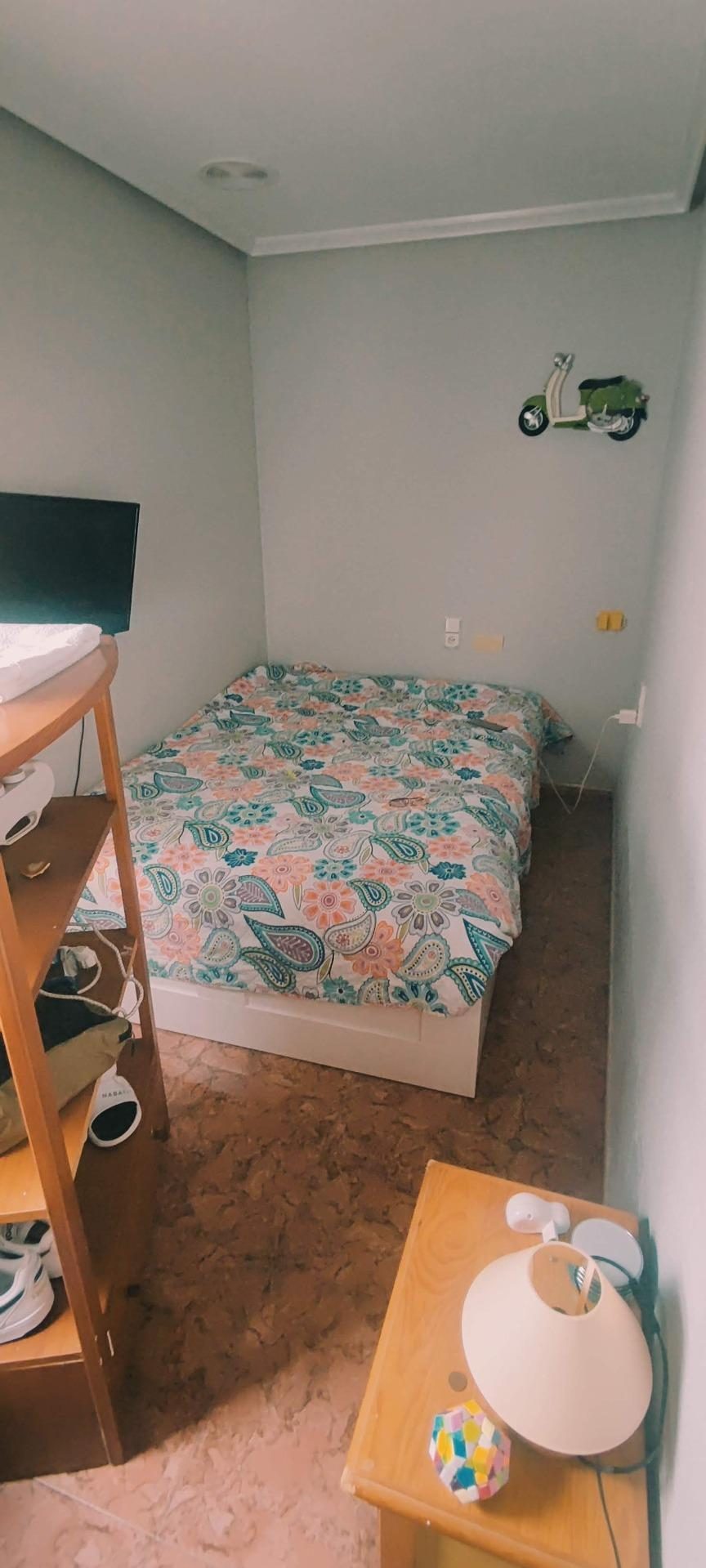 🏡 ¡Vive en el Sector V de Elche! Espacioso y luminoso piso junto al Mercadona y todos los servicios — Foto 9