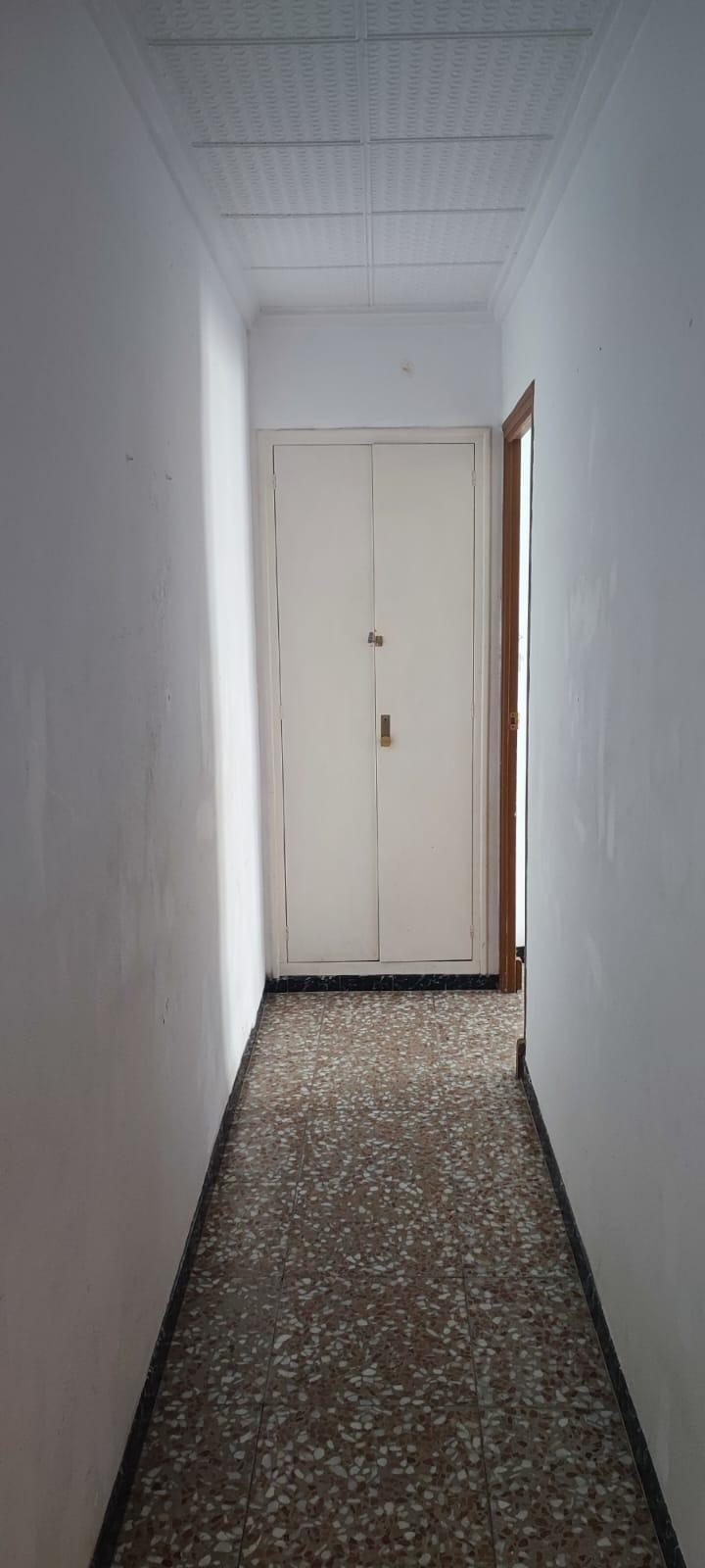 FANTASTICA VIVIENDA PARA REFORMAR A SU GUSTO ZONA PARQUET — Foto 13