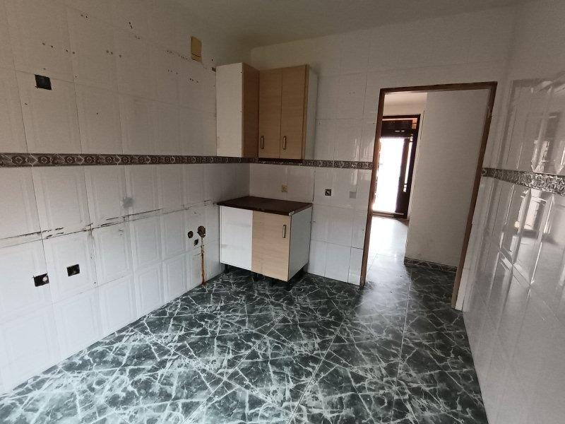 Amplio y luminoso piso en venta en Porzuna, Ciudad Real — Foto 2