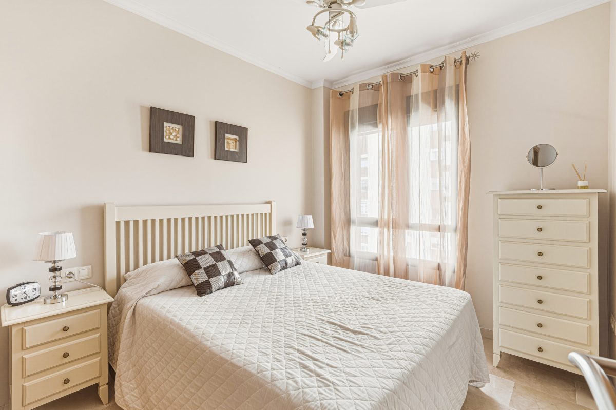 HERMOSO PISO 1 DORMITORIO 5ª PLANTA LOS BOLICHES — Foto 9