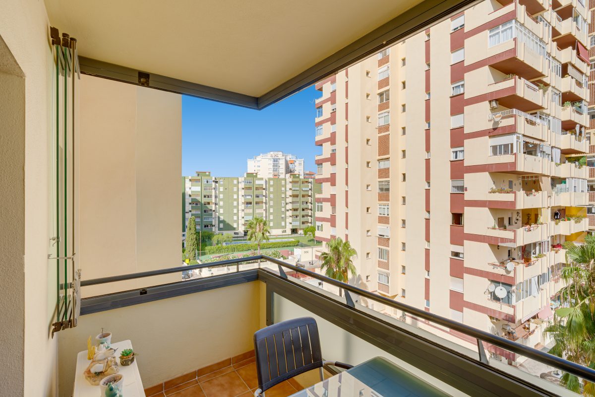 HERMOSO PISO 1 DORMITORIO 5ª PLANTA LOS BOLICHES — Foto 3