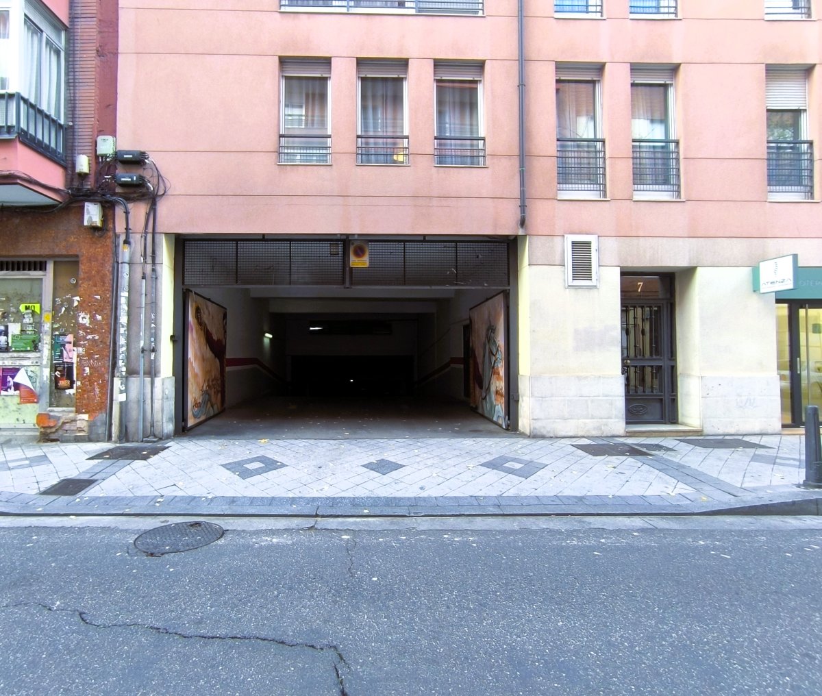 Garaje en venta cerca del Hospital Clínico - Doble — Foto 4