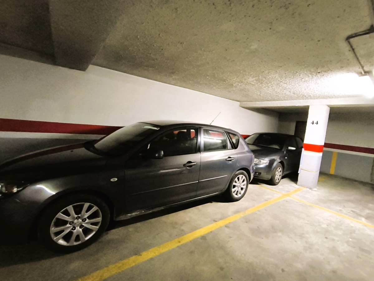 Garaje en venta cerca del Hospital Clínico - Doble — Foto 8